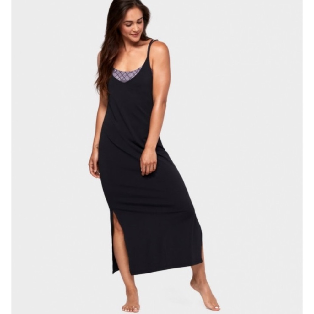 ON HOLD NWT Manduka Dress M-sold out!